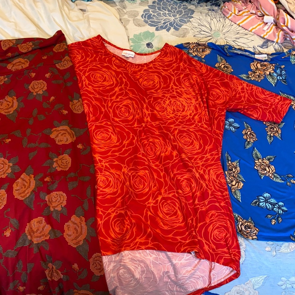 LulaRoe lot 2 high low shirts M and maxi skirt L